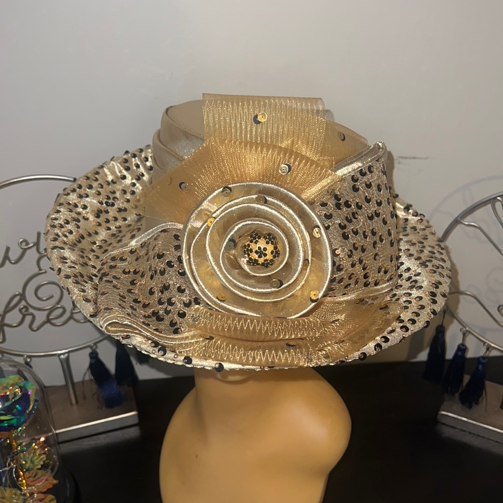 Women’s church hat
